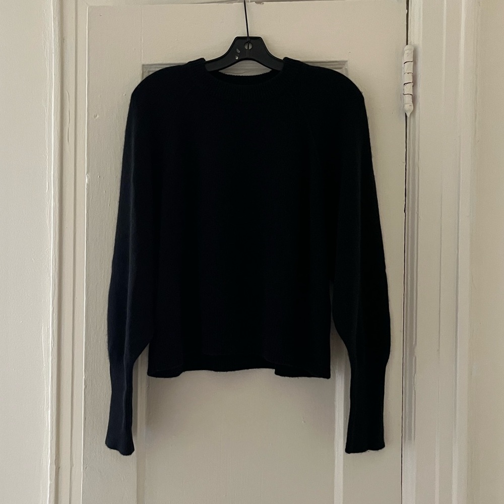 Aritzia Luxe Cashmere Crew Sweater